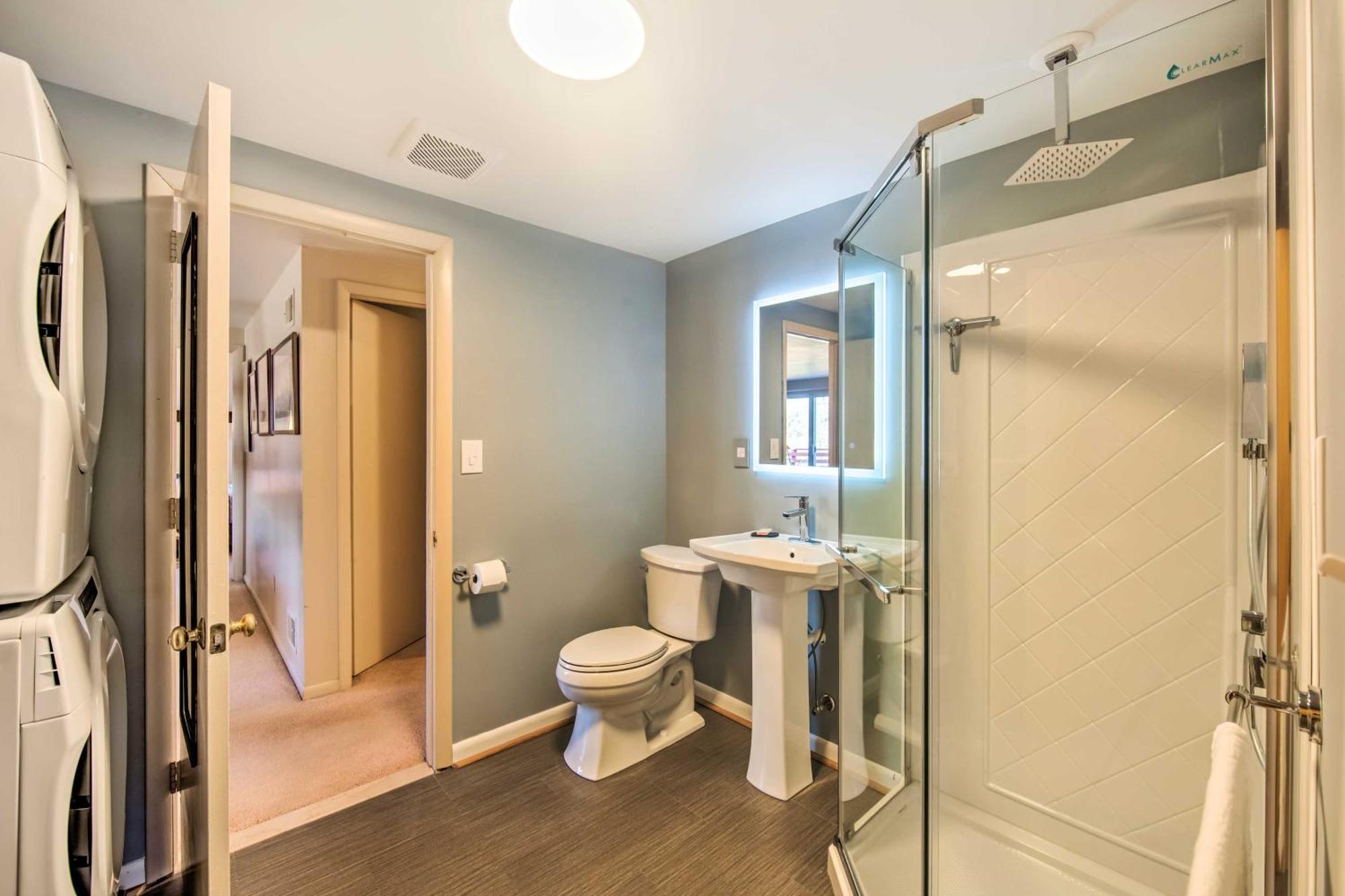 Runningwater Apartment In Lancaster With Deck Extérieur photo
